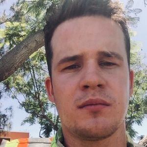 Meet your Posher, Aaron